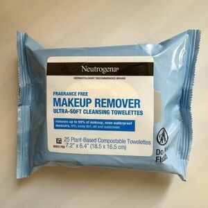 Neutrogena MakeUp Remover Ultra-Soft Cleaning Towelettes Fragrance Free 25ct